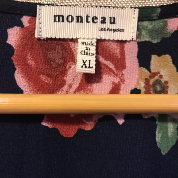 Monteau Floral Wrap Dress with sleeves - Picture 3 of 3